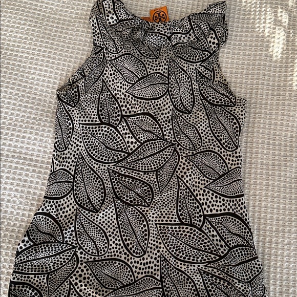 Tory Burch Monochrome Leaf Print Blouse - Picture 3 of 5